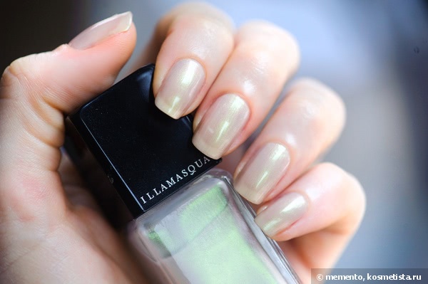 Болотные огни Illamasqua Nail Varnish Hemlock