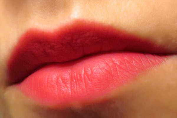 Bourjois Rouge Edition Velvet Lipstick №02 Frambourjoise - матовая помада или кремовый тинт?