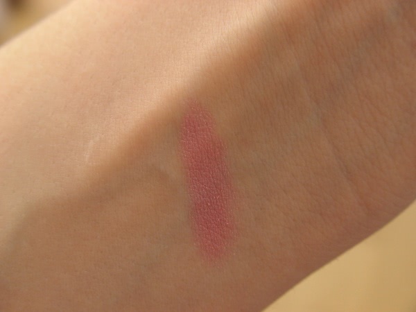 Помада-карандаш Maybelline Colordrama lipstick 140 minimalist