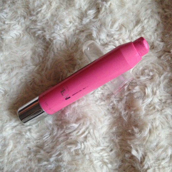 Карандаш-помада для губ от H&M Lip pen в оттенках Passionata Pink и Love That Pink