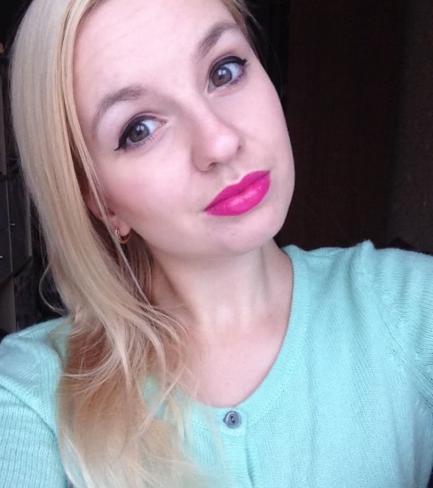 Карандаш-помада для губ от H&M Lip pen в оттенках Passionata Pink и Love That Pink