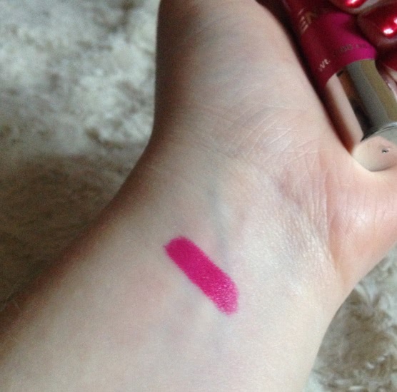 Карандаш-помада для губ от H&M Lip pen в оттенках Passionata Pink и Love That Pink
