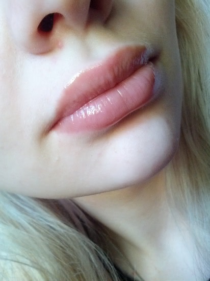 Блеск для губ Essence I Love Nude Xxxl Nude Lipgloss 06 Soft Almond