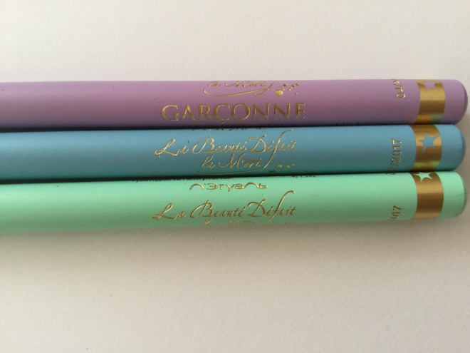 Карандаши для подводки век Л'Этуаль Garçonne crayon yeux parfait #111 louise, #112 beatrice, #113 amelie
