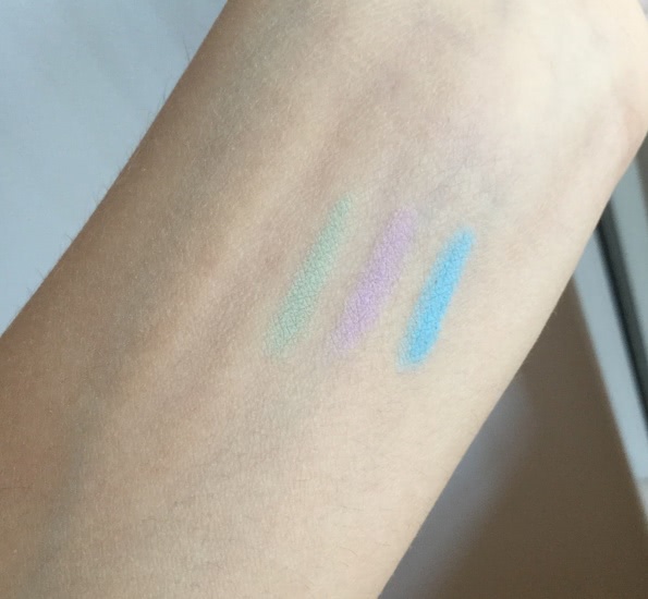Карандаши для подводки век Л'Этуаль Garçonne crayon yeux parfait #111 louise, #112 beatrice, #113 amelie