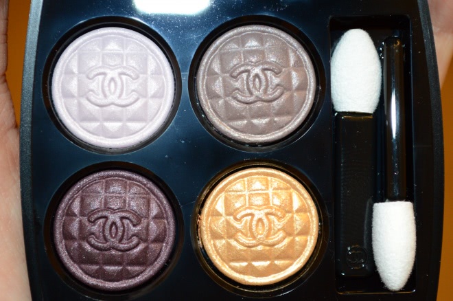 Рождественская феерия: Chanel Les 4 Ombres Signe Particulier