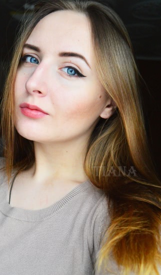 Ровный тон и сияющая кожа с Magic Cushion Moisture от Missha №23