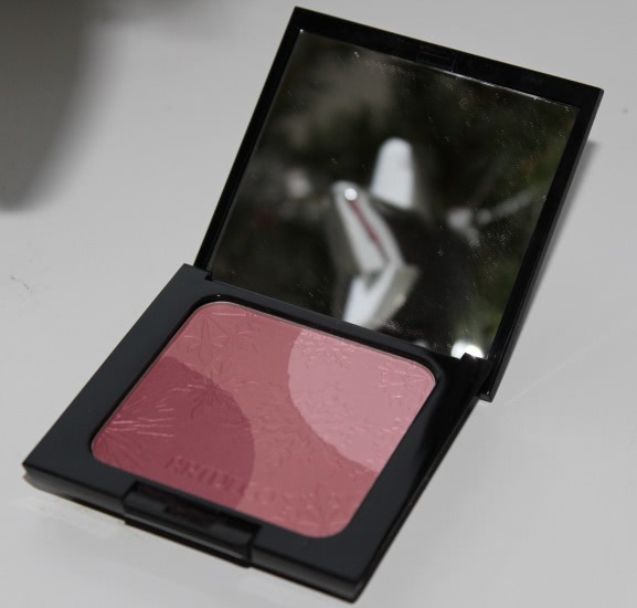 Artdeco Arctic Beauty Blush - Дизайнерские трёхцветные румяна с блеском