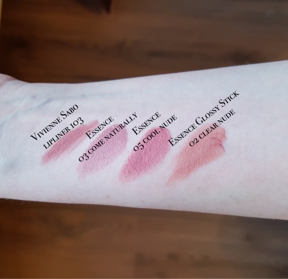 Essence Glossy Stick в оттенке 02 Clear Nude