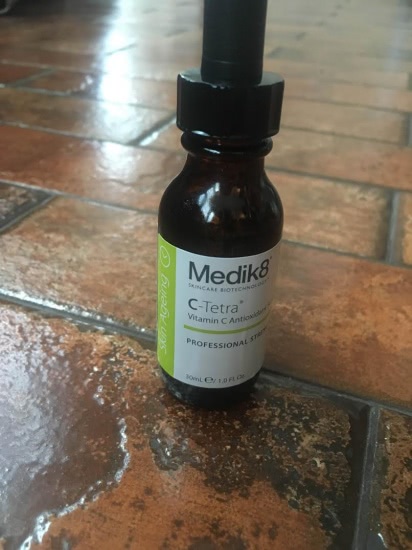 Космецевтика для проблемной кожи. Medik8 и SkinCeuticals