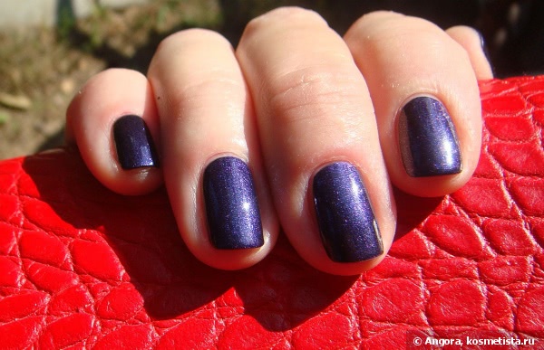 OPI Nail Lacquer Ink NL B61 & OPI Nail Lacquer Red Hot Rio NL A70
