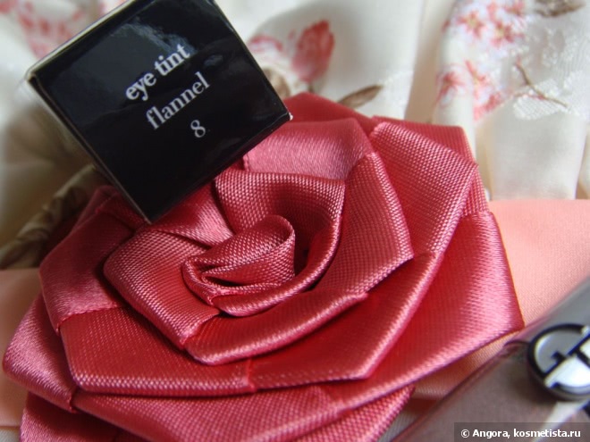 Giorgio Armani eye tint #8 Flannel