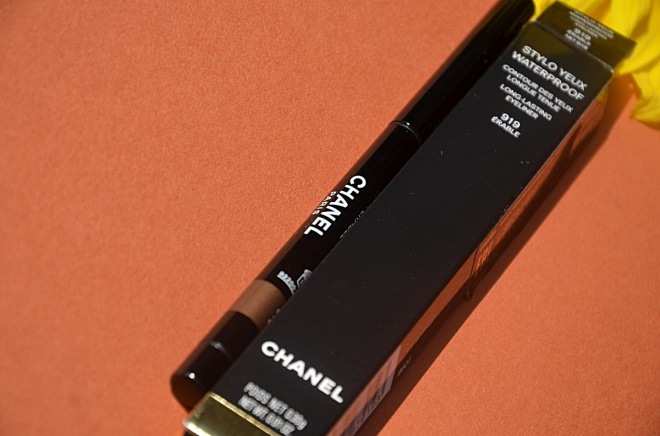 Стойкая подводка Chanel Stylo Yeux Waterproof #919 Erable Chanel Les Automates Fall 2015 Collection