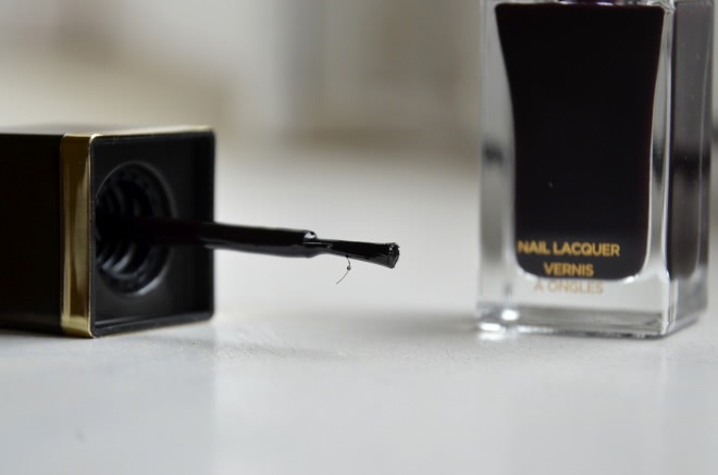 Tom Ford nail lacquer #32 Black Cherry
