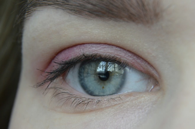 Универсальная палетка для романтичного макияжа в розовых тонах Tom Ford Eye and Cheek Shadow #02 Pink Ombre
