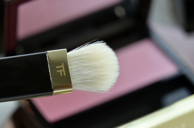 Универсальная палетка для романтичного макияжа в розовых тонах Tom Ford Eye and Cheek Shadow #02 Pink Ombre