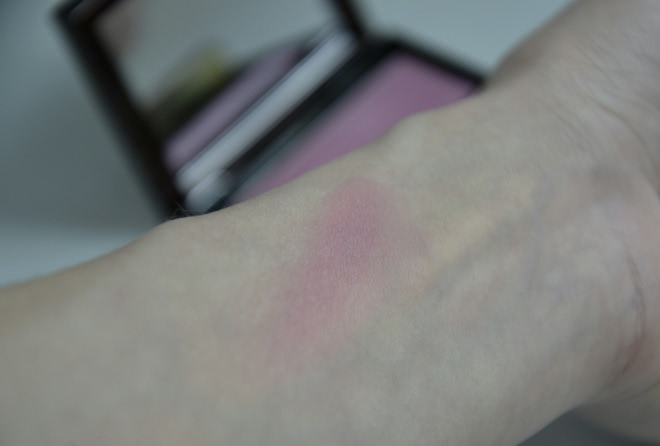 Универсальная палетка для романтичного макияжа в розовых тонах Tom Ford Eye and Cheek Shadow #02 Pink Ombre