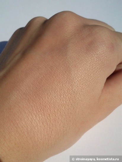 Мой компактный фотошоп: La Roche-Posay Toleriane Teint Mineral Compact-Powder Complexion Corrector Spf25 (11)