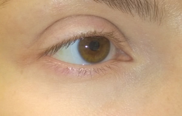 Знаменитый корректор Helena Rubinstein Magic Concealer Perfecting & Anti-fatique Concealer Цвет 01 Light
