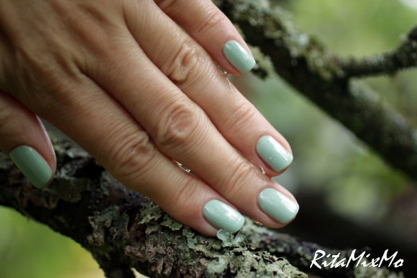 Встречаю осень с Orly Nail Lacquer Jealous, much?