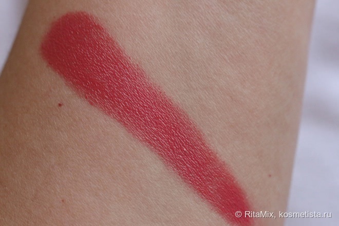 Guerlain Neiges et Merveilles Christmas Collection 2015/2016. Guerlain Rouge G Exceptional Complete Lip Colour # 867 Merveilleux Rose