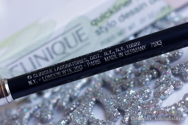 Мне захотелось настоящий синий карандаш, и я выбрала - Clinique Quickliner For Eyes Intense # 08 intense midnight