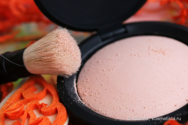 Знакомство с маркой Nouba. Пудра Boule Powder # 72 и румяна Blush on Bubble #46