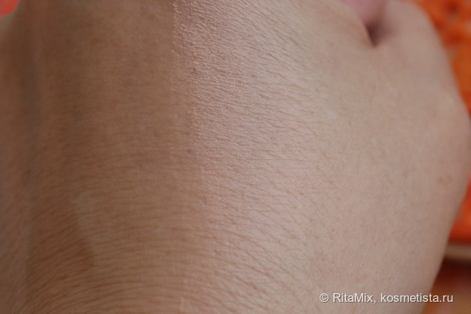 Знакомство с маркой Nouba. Пудра Boule Powder # 72 и румяна Blush on Bubble #46