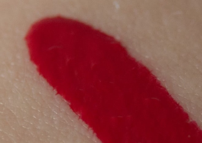 Лаковая губная помада Rimmel Apocalips Lip Lacquer 400 Big Bang