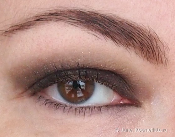 Палетка теней для глаз Bobbi Brown Greystone Eye Palette
