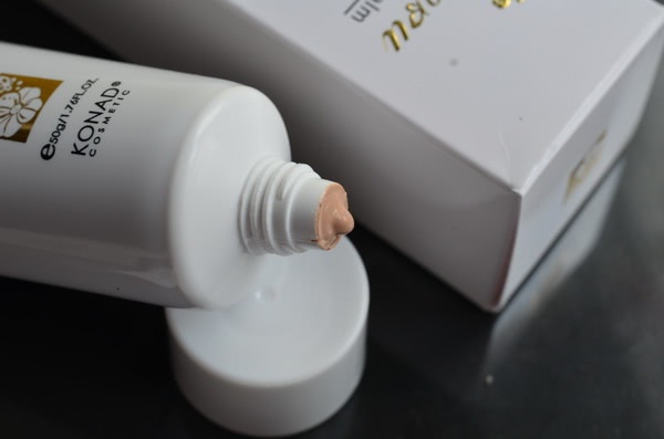 Konad iloje Flobu Capsule CC Cream, Iloje Flobu Blemish Balm BB Cream