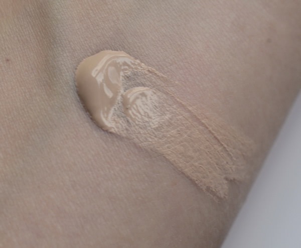Konad iloje Flobu Capsule CC Cream, Iloje Flobu Blemish Balm BB Cream