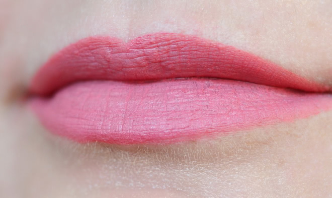 Avon Perfectly Matte Lipstick au naturale, Pure pink, Ideal lilac, Ruby kiss, Berry blast