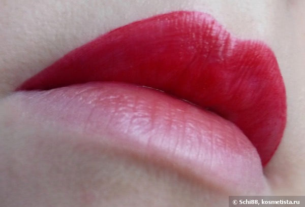 Невесомость. Красный тюльпан. Avon ultra colour indulgence lipstick SPF 15, Red Tulip
