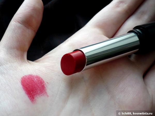 Невесомость. Красный тюльпан. Avon ultra colour indulgence lipstick SPF 15, Red Tulip