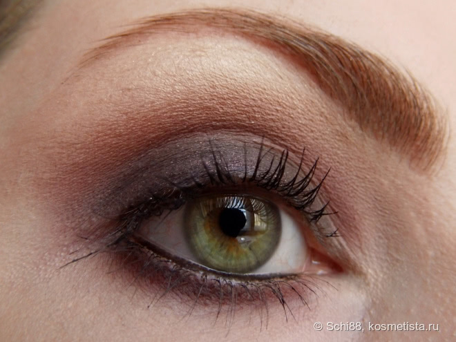 Catrice Absolute Eye Colour # 990 Don't Cry For Me Aubergina
