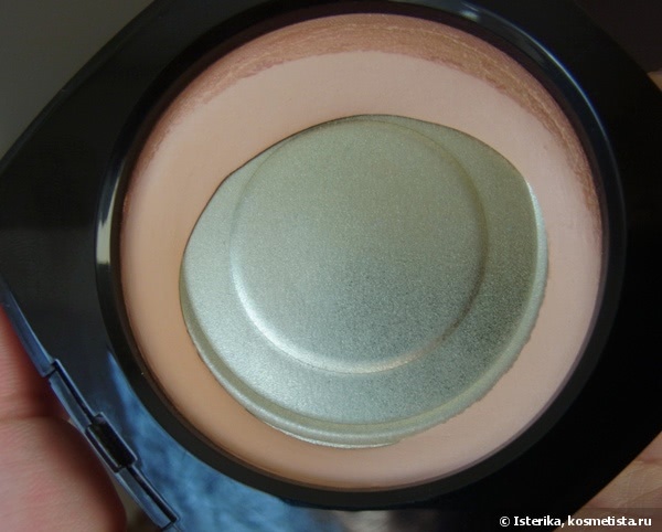 Chanel Les Beiges Healthy Glow Sheer Powder SPF 15 / PA++ в оттенке № 20. Пан или пропал?