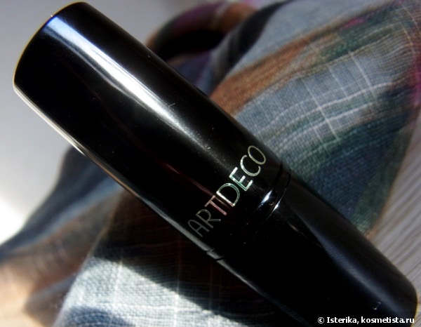 Увлажняющая помада «Совершенный цвет» Artdeco Perfect Color Lipstick #22