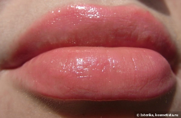 Блеск для губ Burberry Lip Glow Natural Lip Gloss # 05 Tea Rose