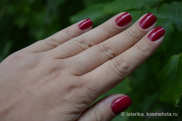 Самый сочный Dior Vernis Nail Lacquer #671 Graphic Berry