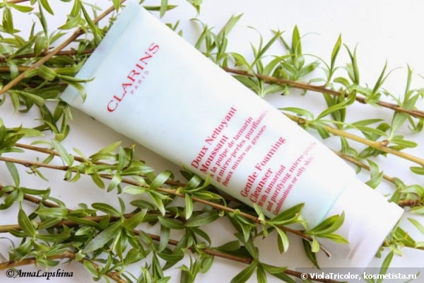 Clarins gentle foaming cleanser with tamarind and purifying micro pearls