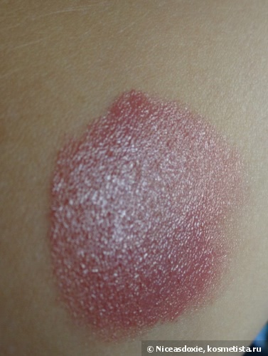 Серая винтажная роза в лаке для губ Shiseido Lacquer Rouge (в оттенке RS 727 Rose Grey)