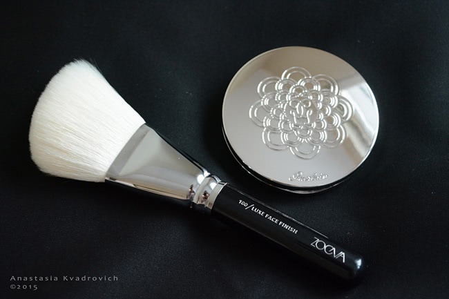 Zoeva Makeup Brushes 100 Luxe Face Finish and 114 Luxe Foxus