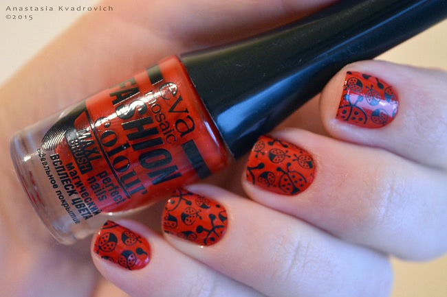 Лаки для ногтей Eva Mosaic Fashion Colour Perfect Nails 127 и 053