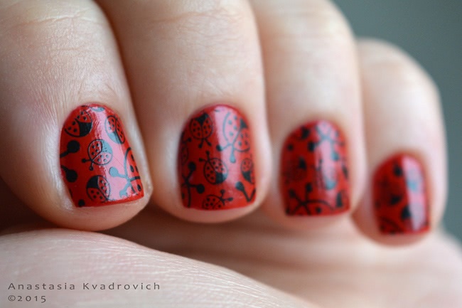 Лаки для ногтей Eva Mosaic Fashion Colour Perfect Nails 127 и 053