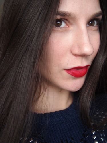 Правильный красный NYX soft matte lip cream Smlc 10 Monte Carlo