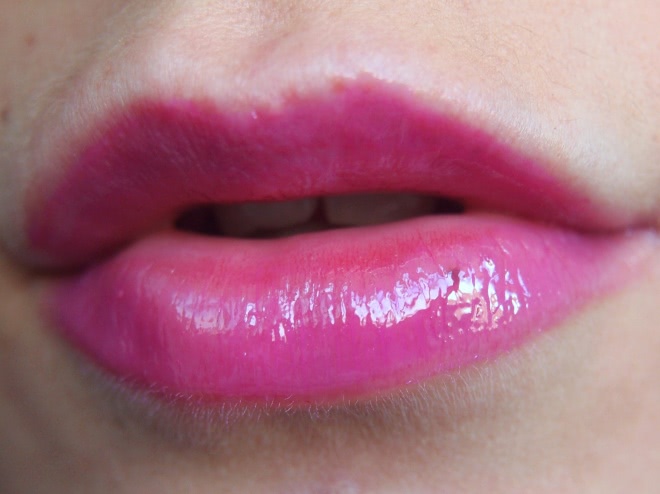 Nyx Butter Gloss в оттенке BLG 19 Sugar Cookie