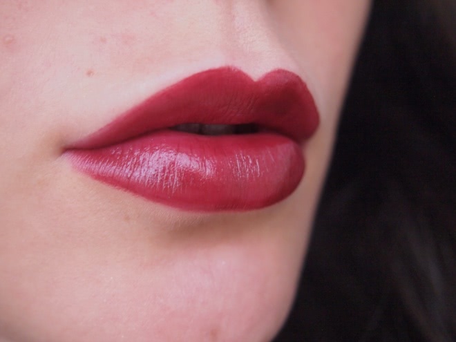 Осенняя Bronx The Legendary lipstick LL05 Aubergine