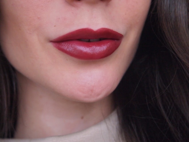 Осенняя Bronx The Legendary lipstick LL05 Aubergine
