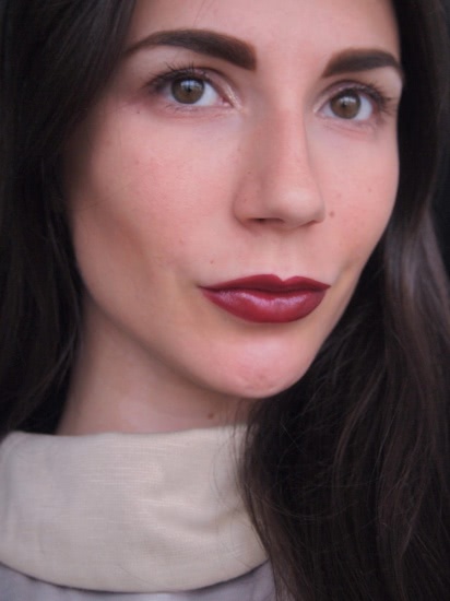 Осенняя Bronx The Legendary lipstick LL05 Aubergine